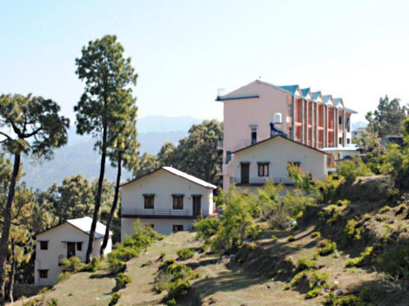 Clarks Inn Binsar Zewnętrze zdjęcie